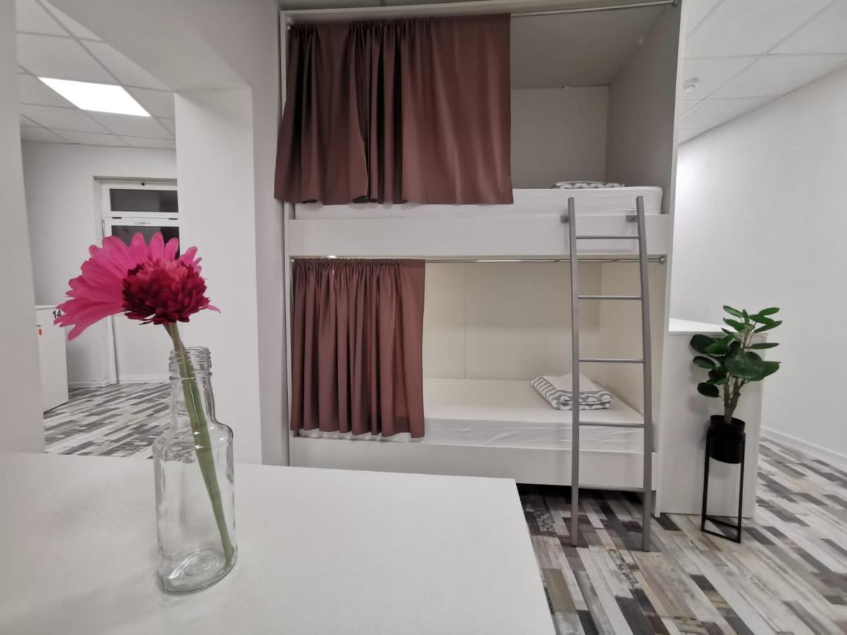 Hostel Book'N'Hook Stobreč Zewnętrze zdjęcie