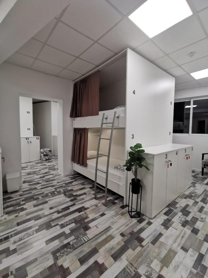 Hostel Book'N'Hook Stobreč Zewnętrze zdjęcie